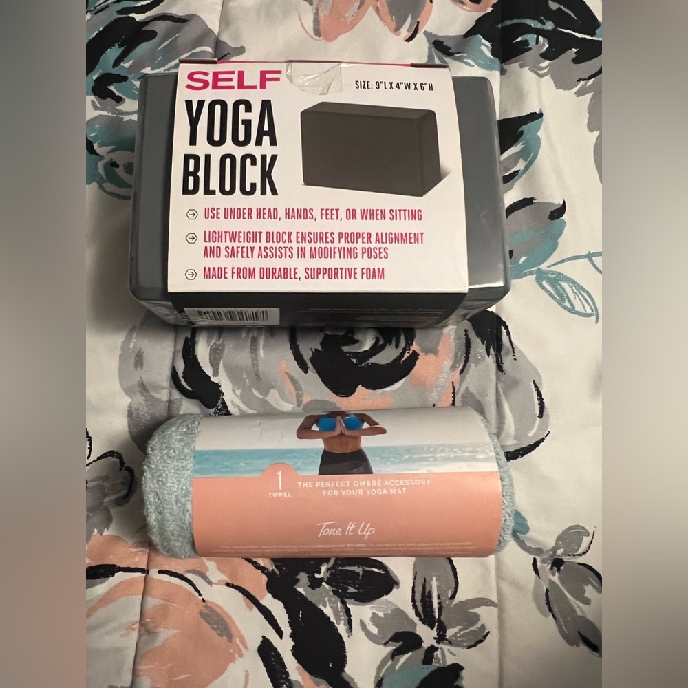 SELF Yoga Block and Tone It Up Yoga Towelp